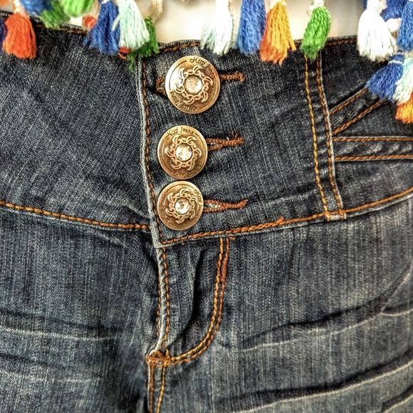 High Waisted Jeans - Picture 2 of 4